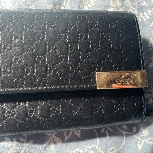 Gucci Chain Wallet - Picture 7 of 7